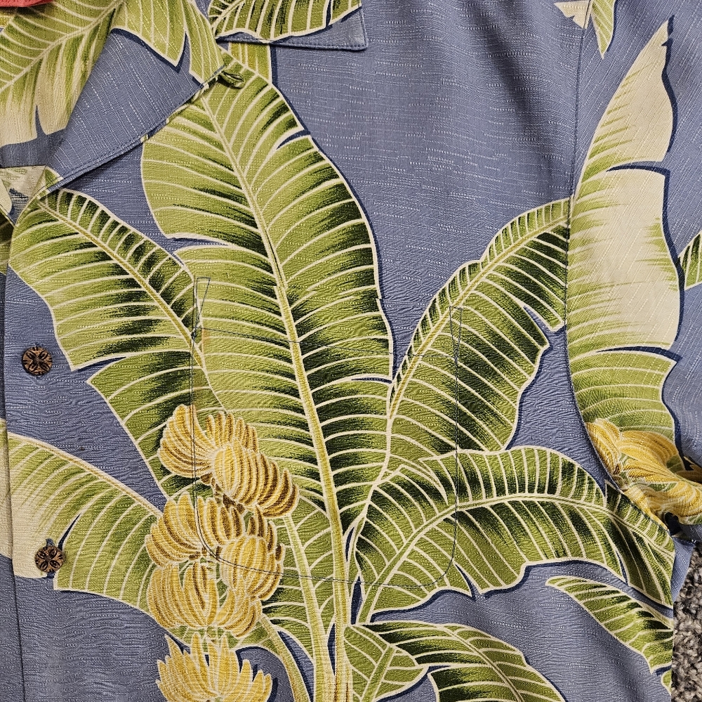 Tommy Bahama Hawaiian Aloha Men's Button-Up Shirt Size Large - Picture 10 of 15